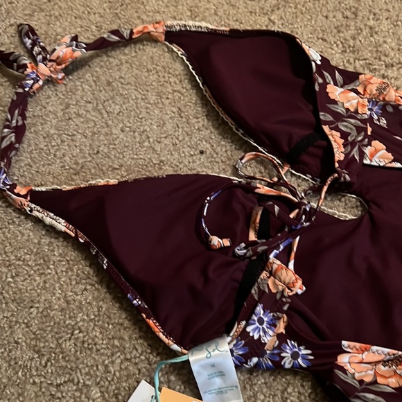 Kona Sol Floral Crochet One Piece swimsuit Spring break - Picture 6 of 7